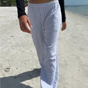 Brandy Melville Anastasia Sweatpants Light Gray